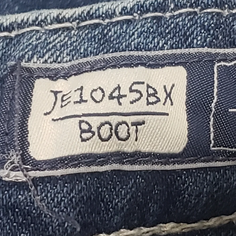 Miss Me Sz 28 JE1045BX Boot Cut Jeans for Buckle **Altered** - Picture 9 of 16